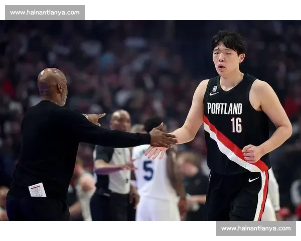 杨瀚森试训森林狼高光：底角三分连中 + 内线强打 + 精妙助攻展全能身手